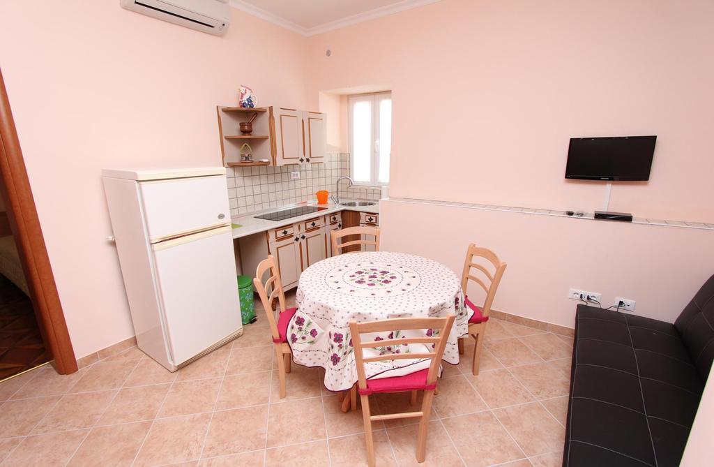 Apartments Casa Menis Rovinj Quarto foto