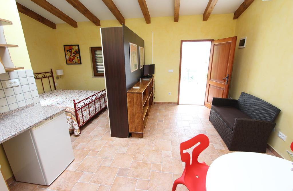 Apartments Casa Menis Rovinj Quarto foto