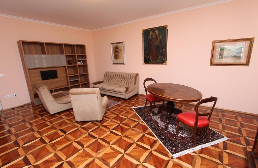 Apartments Casa Menis Rovinj Quarto foto